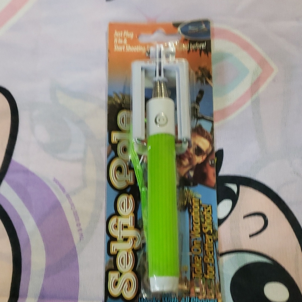 LARA Lime Green Selfie Stick for Smartphones